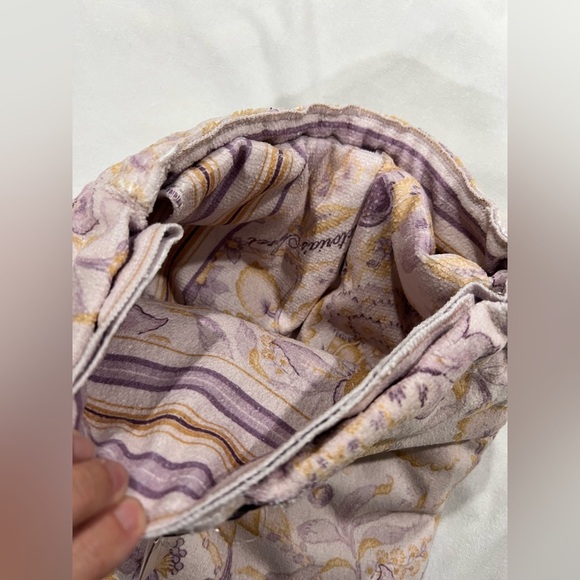 New NWT VS Victoria Secret 2 in 1 towel bag backpack floral - Picture 8 of 8